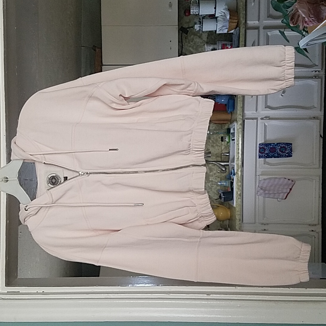 Women's Ashley Vintage Charm Cropped Hoodie, Size: Medium, Color: Light Pink